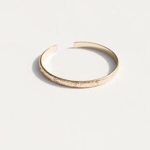 Gold Minimalist Rose Bracelet with Textured Finish